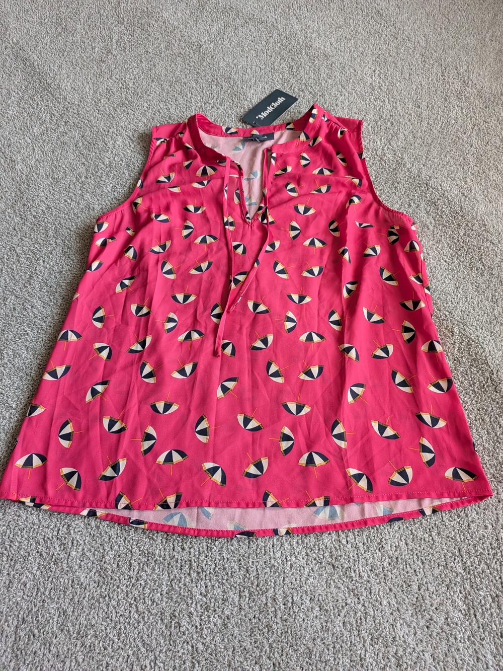 🌼B2G1🌼 Modcloth Hot Pink Umbrella Print Sleeveless Split-Neck Top NWT